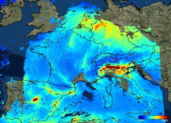 Sentinel-5P obserwuje poziom dwutlenku węgla nad Europą (fot. ESA)