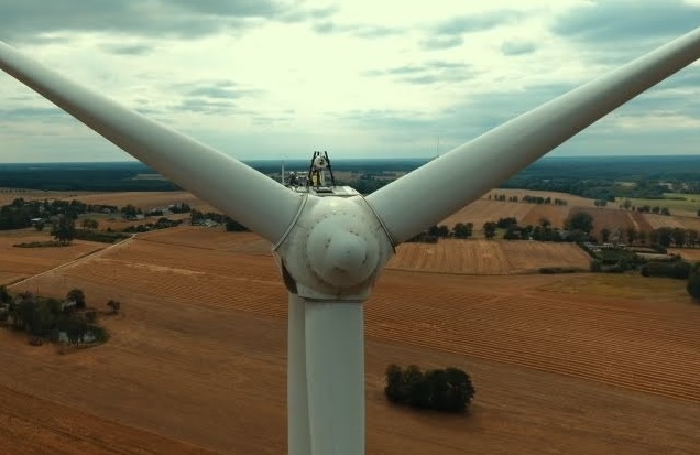 Zamontowany Lidar na jednej z turbin wchodzących w skład farmy wiatrowej Resko 1 (fot. PGE Energia Odnawialna)