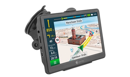 NAVITEL wprowadza na rynek trzy nawigacje GPS z TMC
