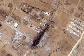 Gaza: Tłumy wokół ciężarówek z pomocą humanitarną widoczne z kosmosu